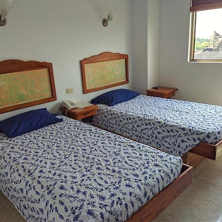 Hotel Armont Calarcá Zewnętrze zdjęcie
