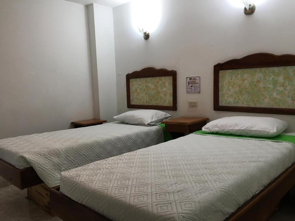 Hotel Armont Calarcá Zewnętrze zdjęcie