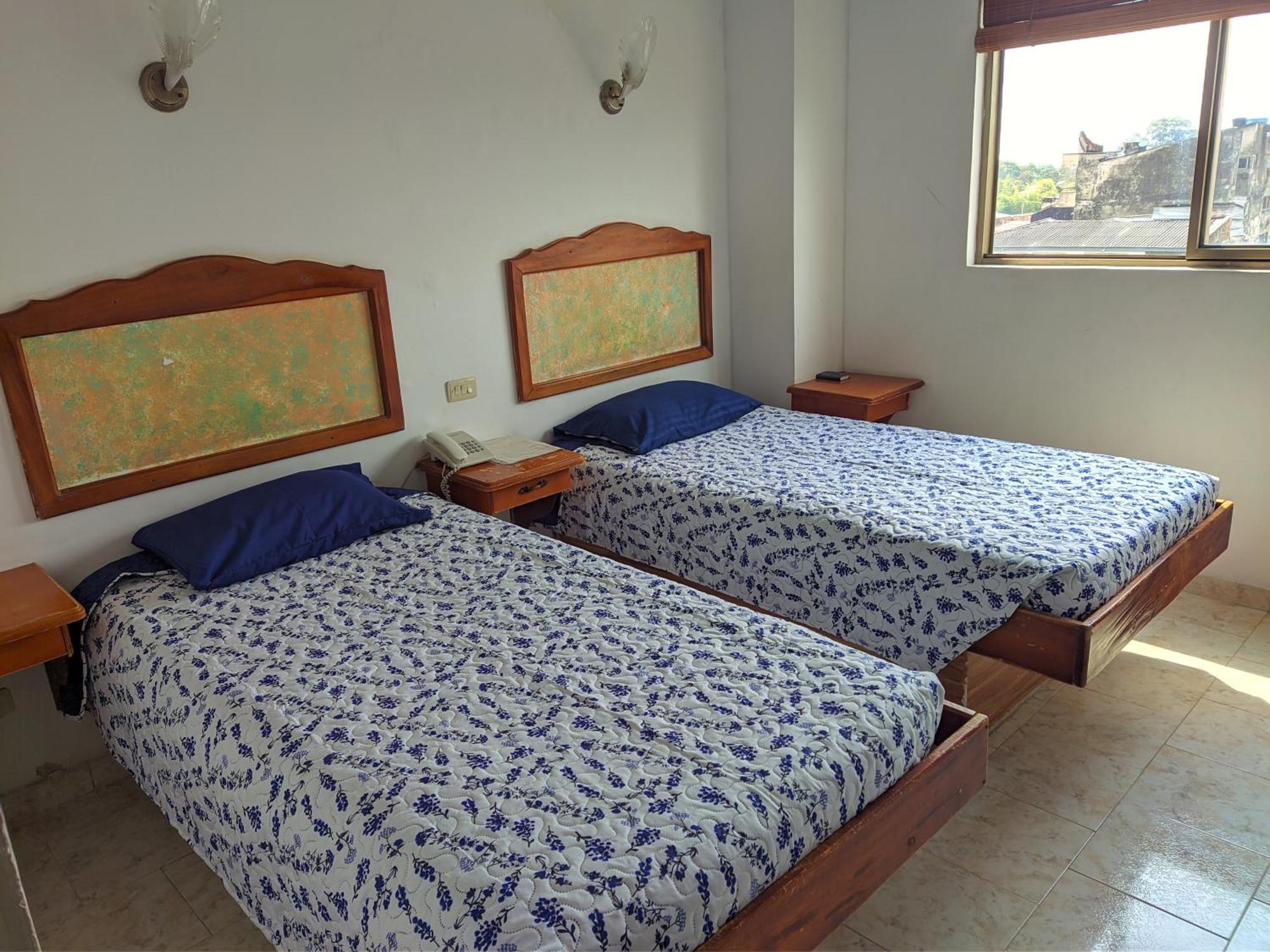 Hotel Armont Calarcá Zewnętrze zdjęcie