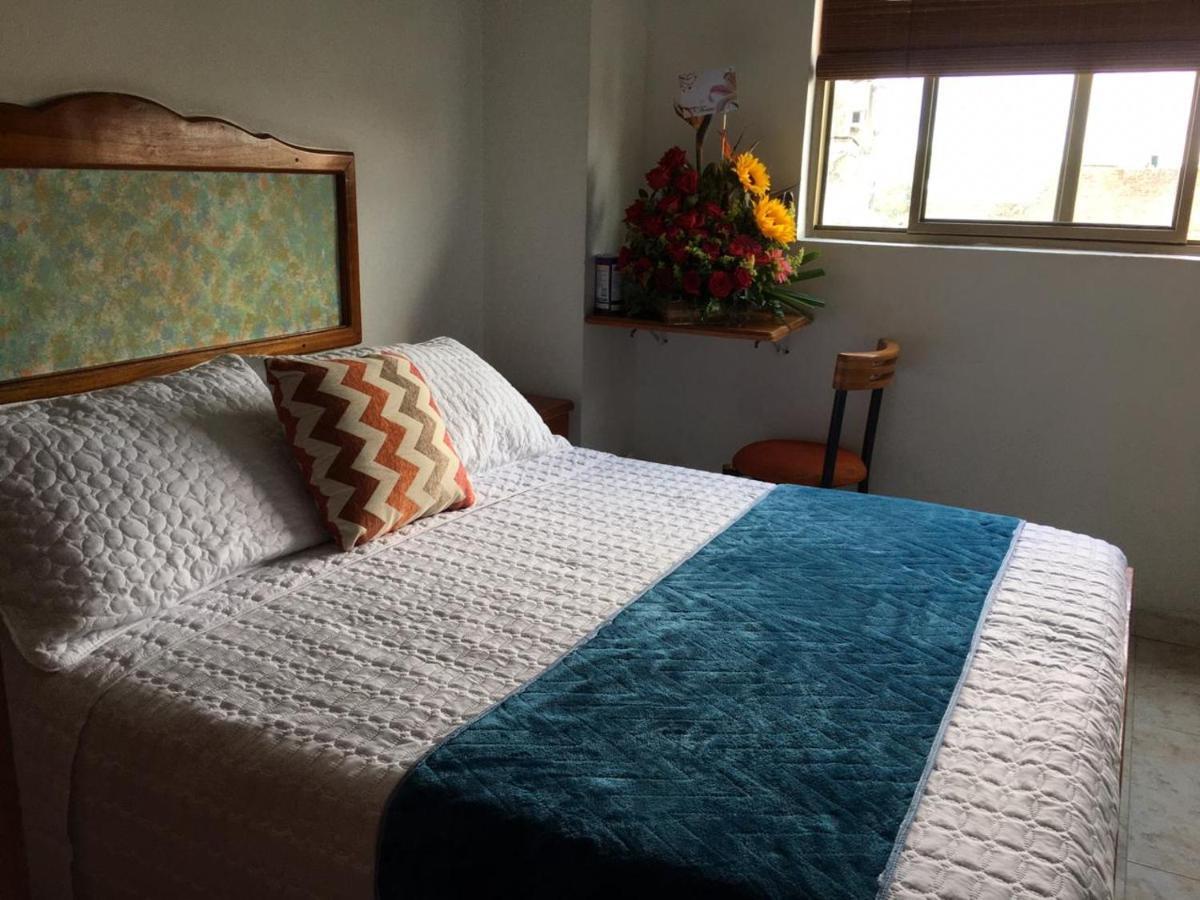 Hotel Armont Calarcá Zewnętrze zdjęcie